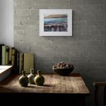 Rustic_room_illuminated_by_morning_sun (1)